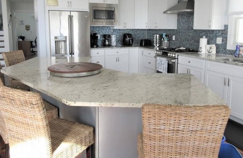Surf City House | Beautiful 6 bedroom oceanfront in Surf City