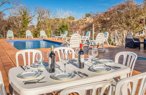 Mont Barbat House | Beautiful and comfortable vacation villa for 10 people on a plot of 1000 m² in Lloret de Mar on the