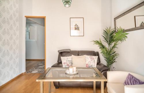 San Roque Apartment | Beautiful and bright- 1Bd 1Bth- Center