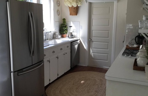 Biloxi House | Beautiful and charming coastal cottage! Short walk to Beach and Downtown!