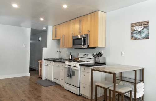 South Addition Condo | Beautiful and modern downtown condo with all the amenities