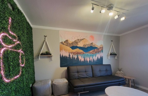 Santee House | Beautiful and Private 2 Bedroom Suite in Santee