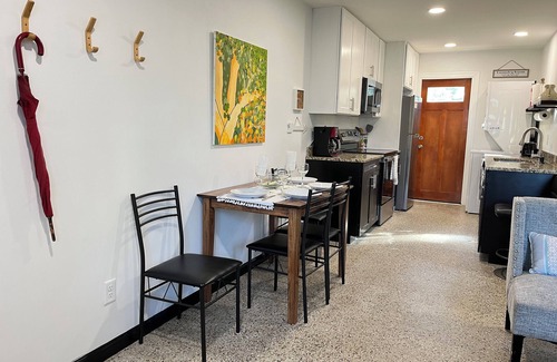 Griffin Heights House | Beautiful and Very Clean Remodel! Close to FSU, Down Town Area and Restaurants