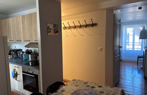 Bagneres-de-Luchon Apartment | BEAUTIFUL APARTMENT 6 PEOPLE LUCHON CENTER - WIFI - AIR CONDITIONING