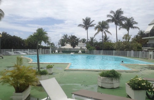 Pointe-a-Pitre Apartment | beautiful apartment located in a residence Gosier bottom of the strong sea