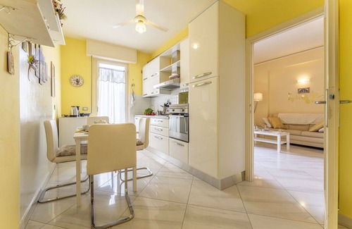 Macchino Apartment | Beautiful apartment for 6 guests with A/C, WIFI, TV, terrace and pets allowed