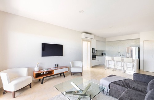 Villa Juarez Condo | Beautiful apartment surrounded by green areas and lagoons