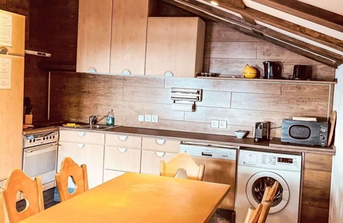 Steinberg am Rofan Apartment | Beautiful apartment for 20 guests with WIFI, patio, pets allowed and parking