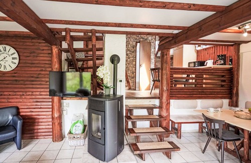 Feriendorf Frankenau House | Beautiful apartment in villa for 2 guests with WIFI, TV and terrace