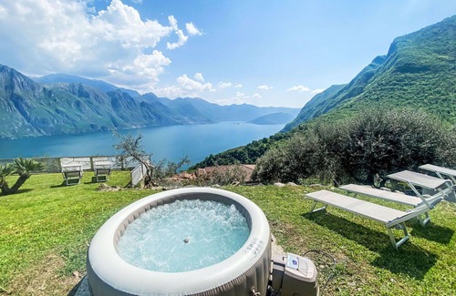 Fonteno Apartment | Beautiful apartment for 6 guests with A/C, hot tub, WIFI, TV, terrace and pets allowed