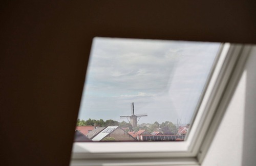 Brouwershaven Apartment | Beautiful apartment for 2 guests with WIFI, A/C, TV and parking