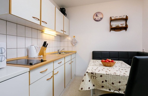 Molschow Apartment | Beautiful apartment for 3 guests with TV and parking