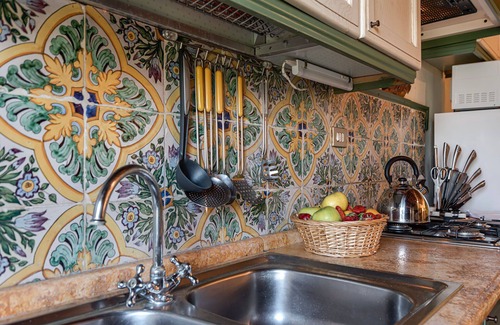 Bucine Apartment | Beautiful apartment for 4 guests with pool, WIFI, A/C, TV, patio, panoramic view and parking