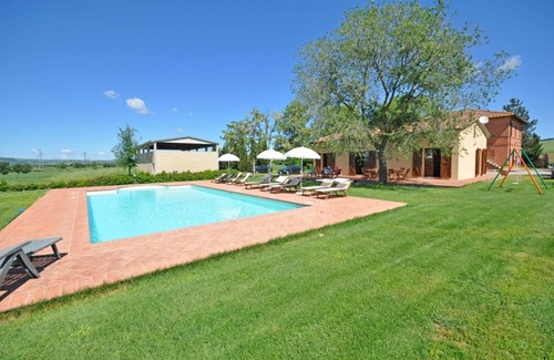 Gallina Apartment | Beautiful apartment for 6 guests with WIFI, pool and panoramic view, close to Montepulciano