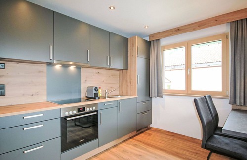 Oberau Apartment | Beautiful apartment for 8 guests with WIFI, TV, balcony, panoramic view and parking