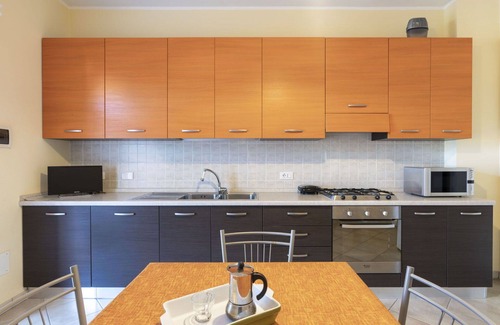 Riva Ligure Apartment | Beautiful apartment for 6 guests with A/C, WIFI, TV, balcony, pets allowed and parking
