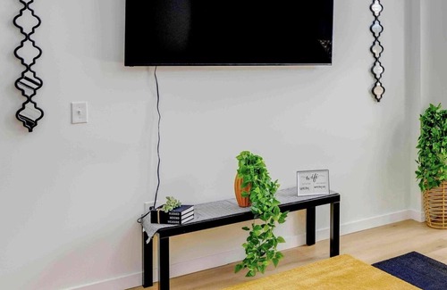 North Chesterfield Apartment | Beautiful apartment- 6 min from VCU hospital- 7 min from