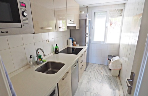 Velilla-Taramay Apartment | Beautiful Apartment at the beach front!