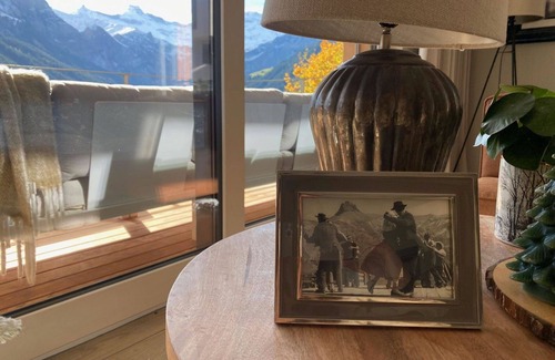 Adelboden Apartment | Beautiful apartment for 6 people with WIFI, TV and balcony