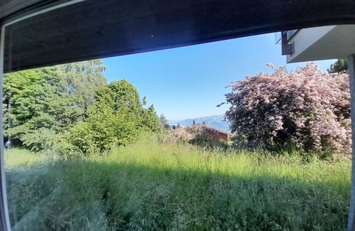 Aeschi bei Spiez Apartment | Beautiful apartment for 2 guests with internet and TV