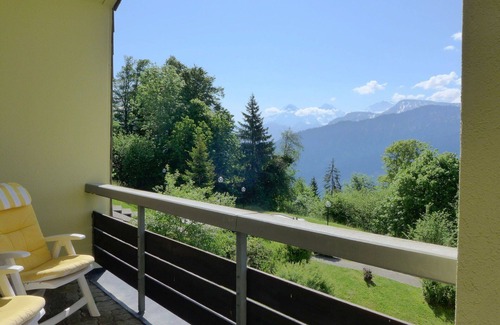 Beatenberg Apartment | Beautiful apartment for 6 guests with pool, WIFI, TV, terrace and pets allowed