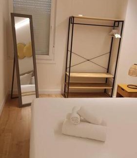 Canillas Apartment | Beautiful apartment close to IFEMA for 5 pax - Pedroñeras