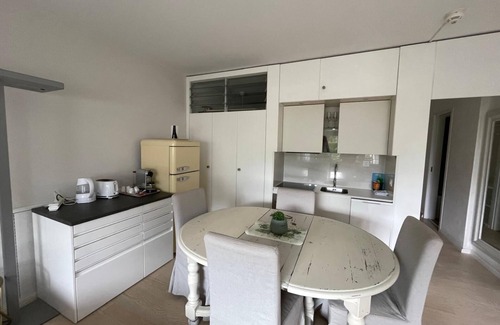 Bissone Apartment | Beautiful apartment directly on the lake in Bissone Lago di Lugano