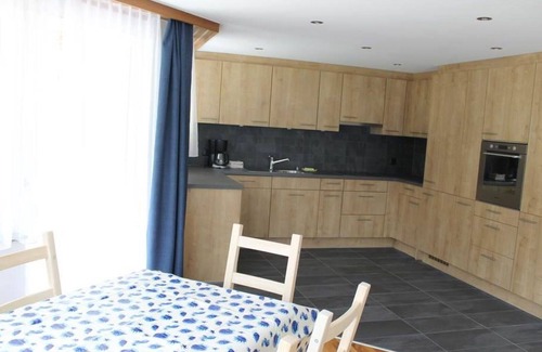 Saas Grund Apartment | Beautiful apartment for 6 guests with WIFI, TV and balcony
