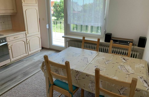 Leezdorf Apartment | Beautiful apartment for 4 guests with WIFI, TV, balcony and parking