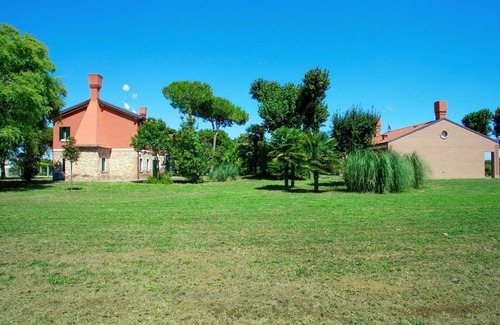 Cavallino-Treporti Apartment | Beautiful apartment for 4 people with A/C, WIFI, TV and patio