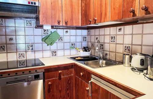 Madesimo Apartment | Beautiful apartment for 5 people with WIFI, TV, terrace and parking
