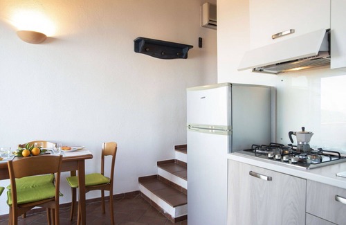Patresi Apartment | Beautiful apartment for 4 people with A/C, WIFI, TV and terrace