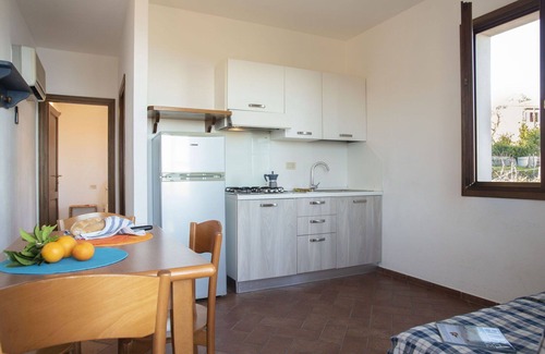 Patresi Apartment | Beautiful apartment for 4 people with A/C, WIFI, TV and terrace