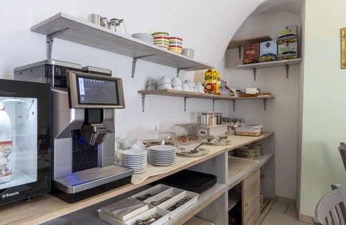 Pompeiana Apartment | Beautiful apartment for 6 guests with WIFI, A/C, balcony and pets allowed