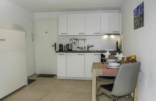 Orselina Apartment | Beautiful apartment for 2 guests with WIFI, TV and patio