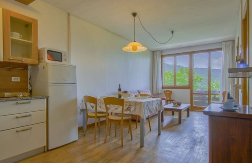 Abetone Apartment | Beautiful apartment for 4 people with WIFI, TV, terrace, pets allowed and parking