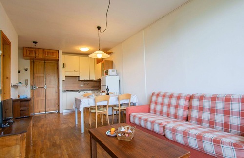 Abetone Apartment | Beautiful apartment for 4 people with WIFI, TV, terrace, pets allowed and parking
