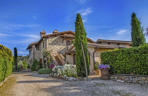 Allerona Apartment | Beautiful apartment for 6 guests with pool, WIFI, TV, patio, pets allowed and panoramic view