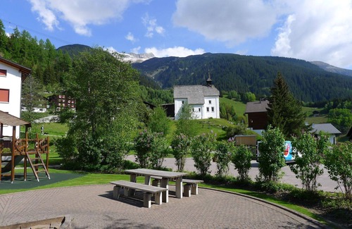 Acletta Apartment | Beautiful apartment for 4 guests with pool, WIFI, TV, balcony, pets allowed and panoramic view
