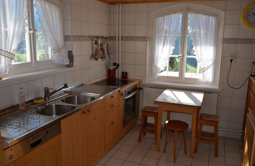 Schoenried Apartment | Beautiful apartment for 9 people with WIFI, TV, balcony and pets allowed