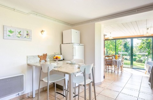 Daoulas Apartment | Beautiful apartment for 2 guests with WIFI, TV and pets allowed