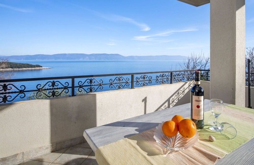 Sveta Marina Apartment | Beautiful apartment for 4 guests with WIFI, TV, terrace and parking