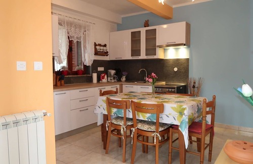 Zagorje Apartment | Beautiful apartment for 5 guests with WIFI, private pool, TV, terrace and parking