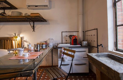 Barga Apartment | Beautiful apartment for 2 people with private pool, TV, patio, pets allowed and parking