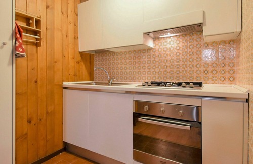 Palu Apartment | Beautiful apartment for 5 people with WIFI, TV, balcony and pets allowed