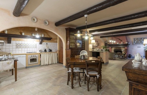 Taggia Apartment | Beautiful apartment for 10 people with WIFI, TV, panoramic view and parking