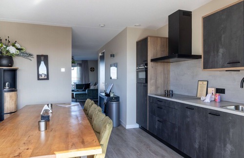 Sint-Annaland Apartment | Beautiful apartment for 4 guests with WIFI, TV and terrace