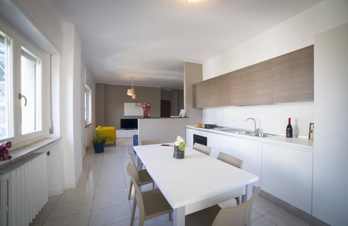 Beauvais Apartment | Beautiful apartment