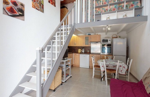 La Palmyre Apartment | Beautiful apartment for 4 people with WIFI, TV, terrace and pets allowed