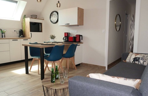 Plouhinec Villa | Beautiful apartment in villa for 4 guests with WIFI, TV, terrace and parking